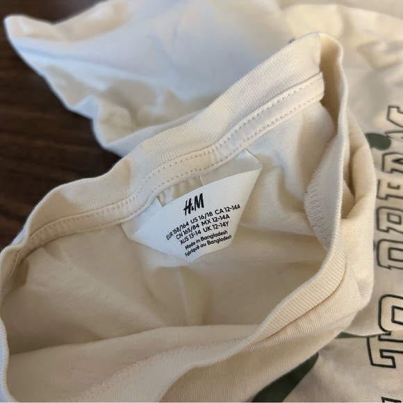 💕H&M Cream Graphic Tee with Floral Design girl 16-18 - Picture 9 of 9